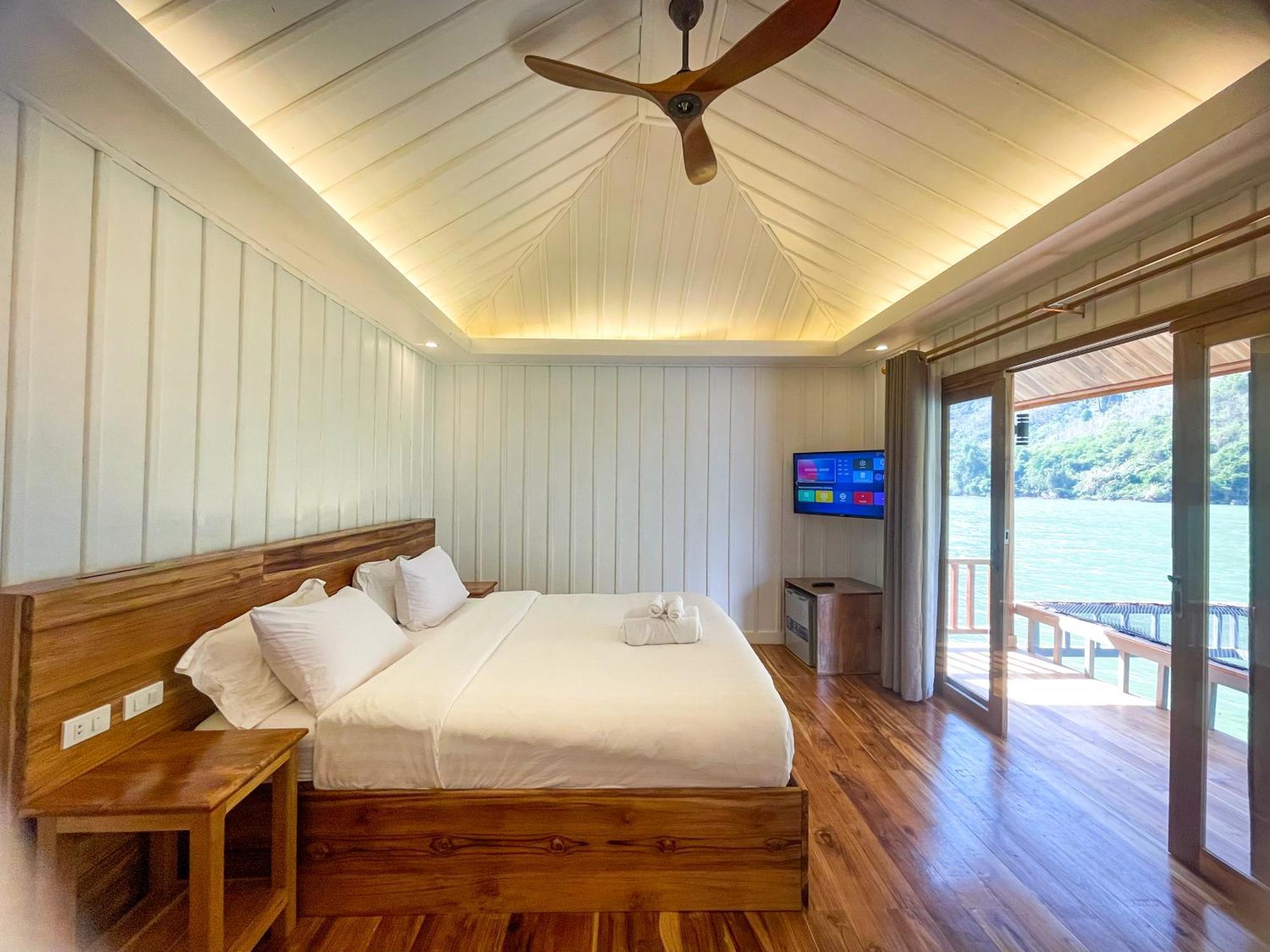 Nongkhiaw The Float House Hotel Buitenkant foto