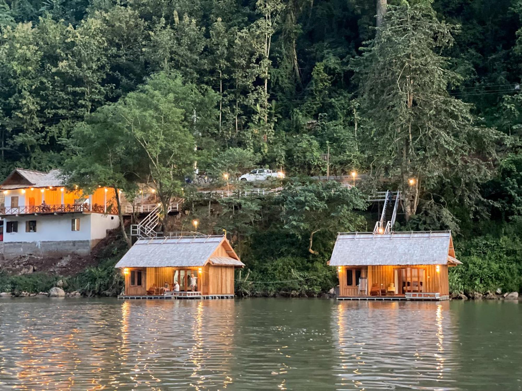 Nongkhiaw The Float House Hotel Buitenkant foto