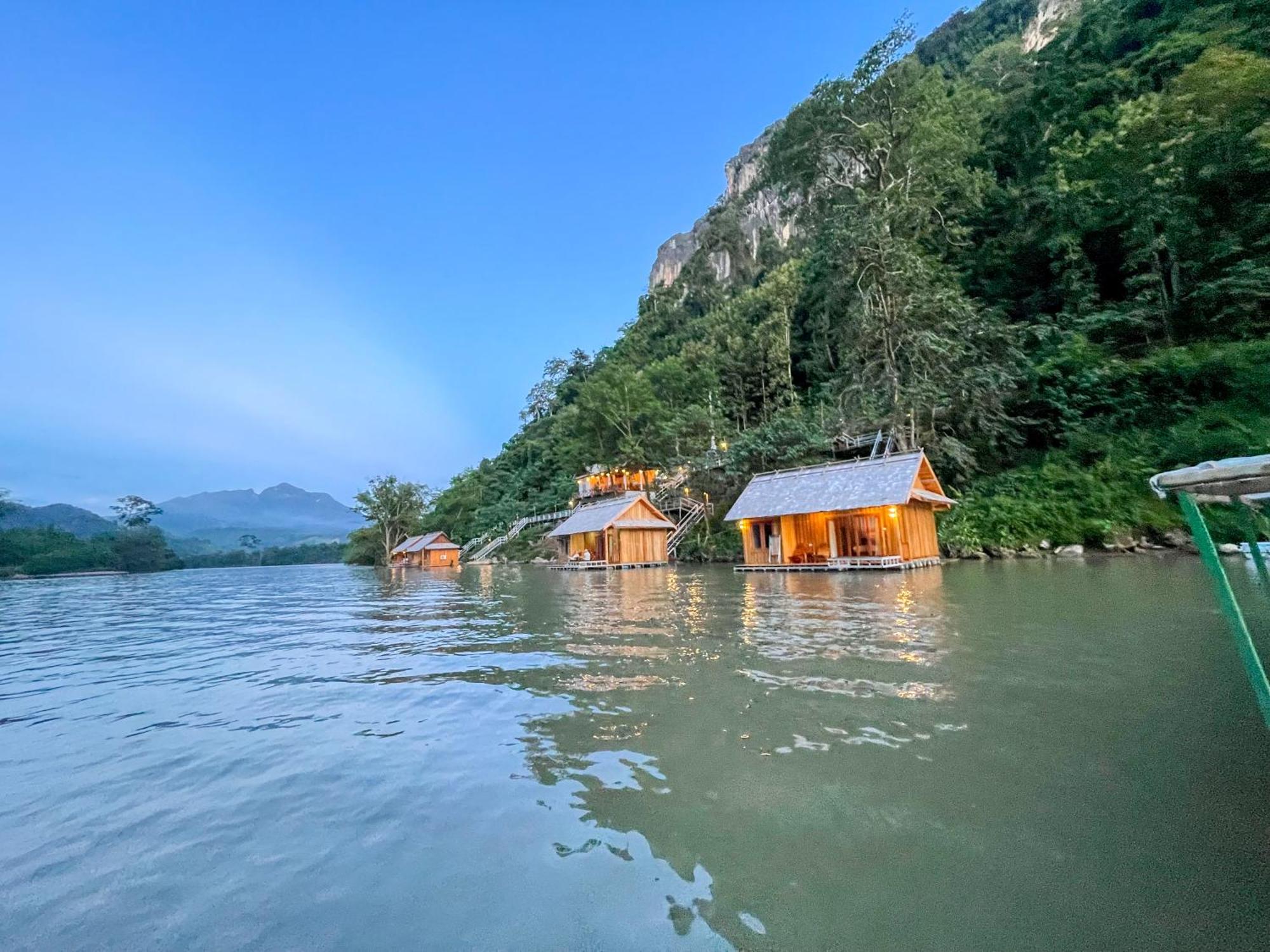 Nongkhiaw The Float House Hotel Buitenkant foto