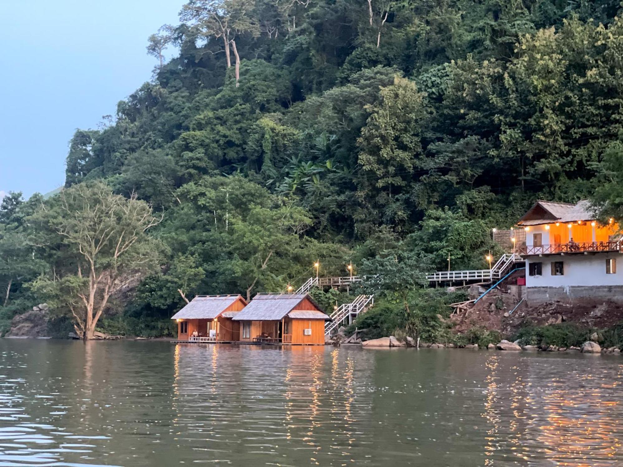 Nongkhiaw The Float House Hotel Buitenkant foto
