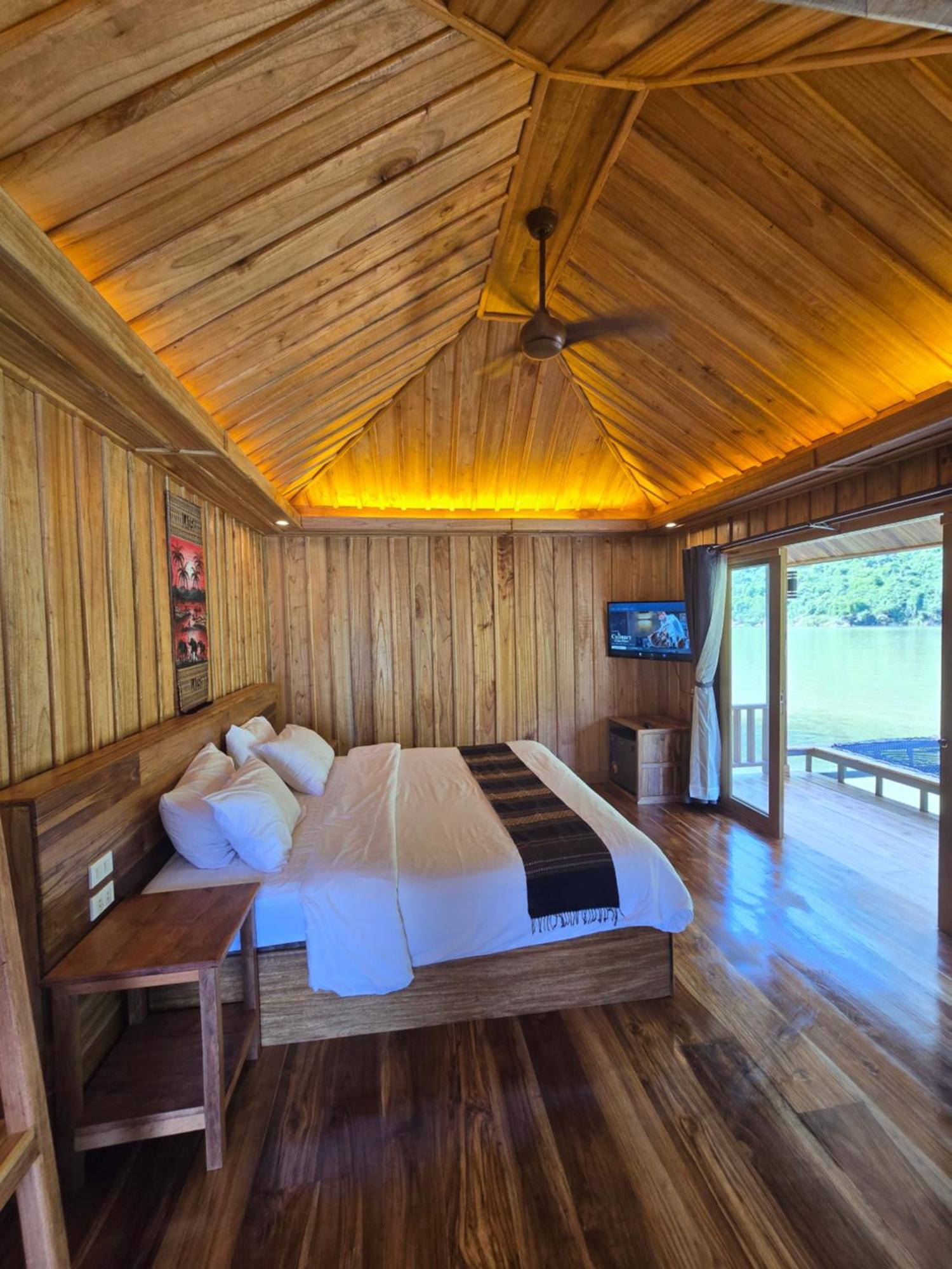 Nongkhiaw The Float House Hotel Buitenkant foto